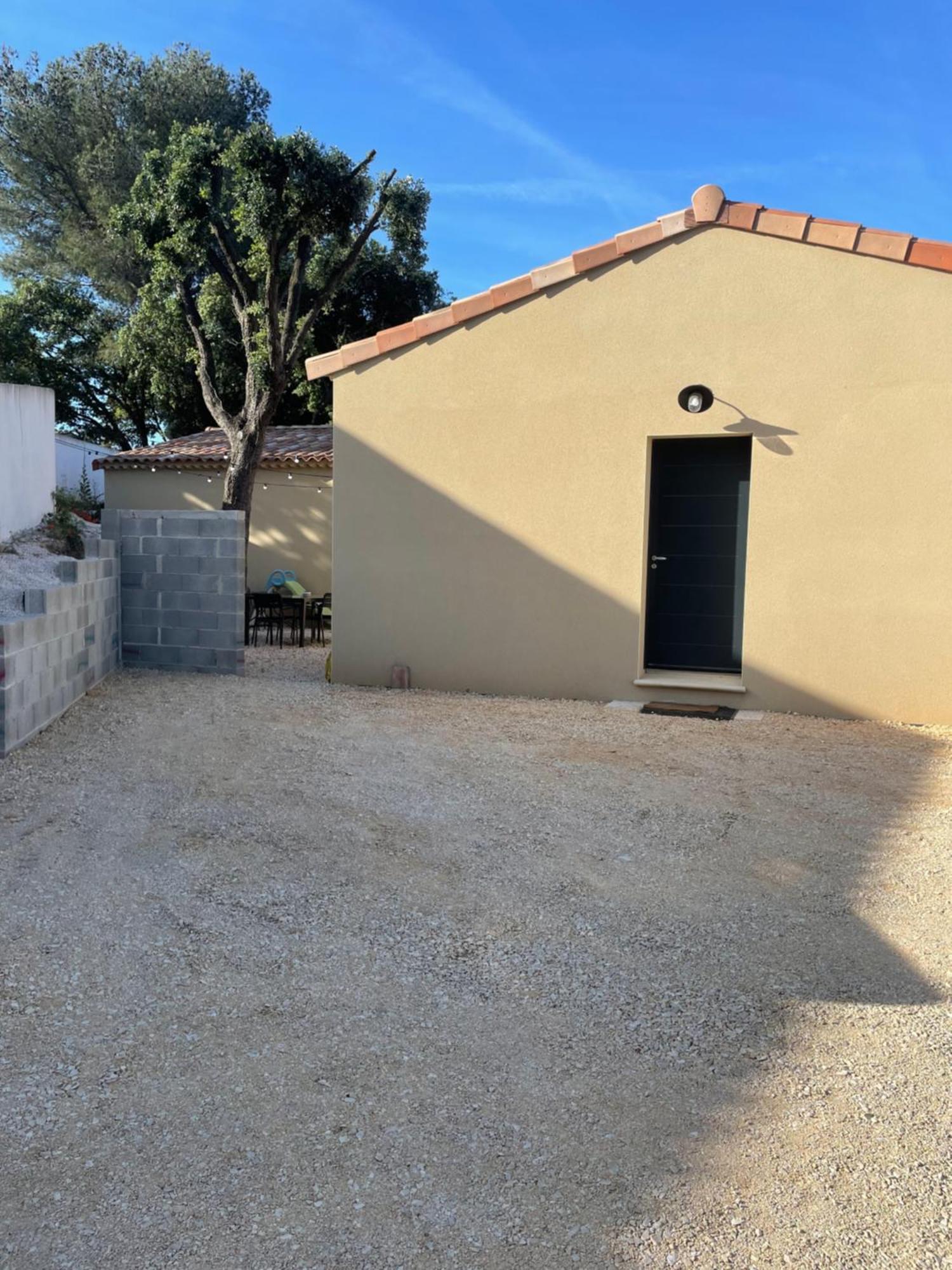 Maison T3 Dans Un Village Calme Saint-Mitre-les-Remparts Exteriör bild